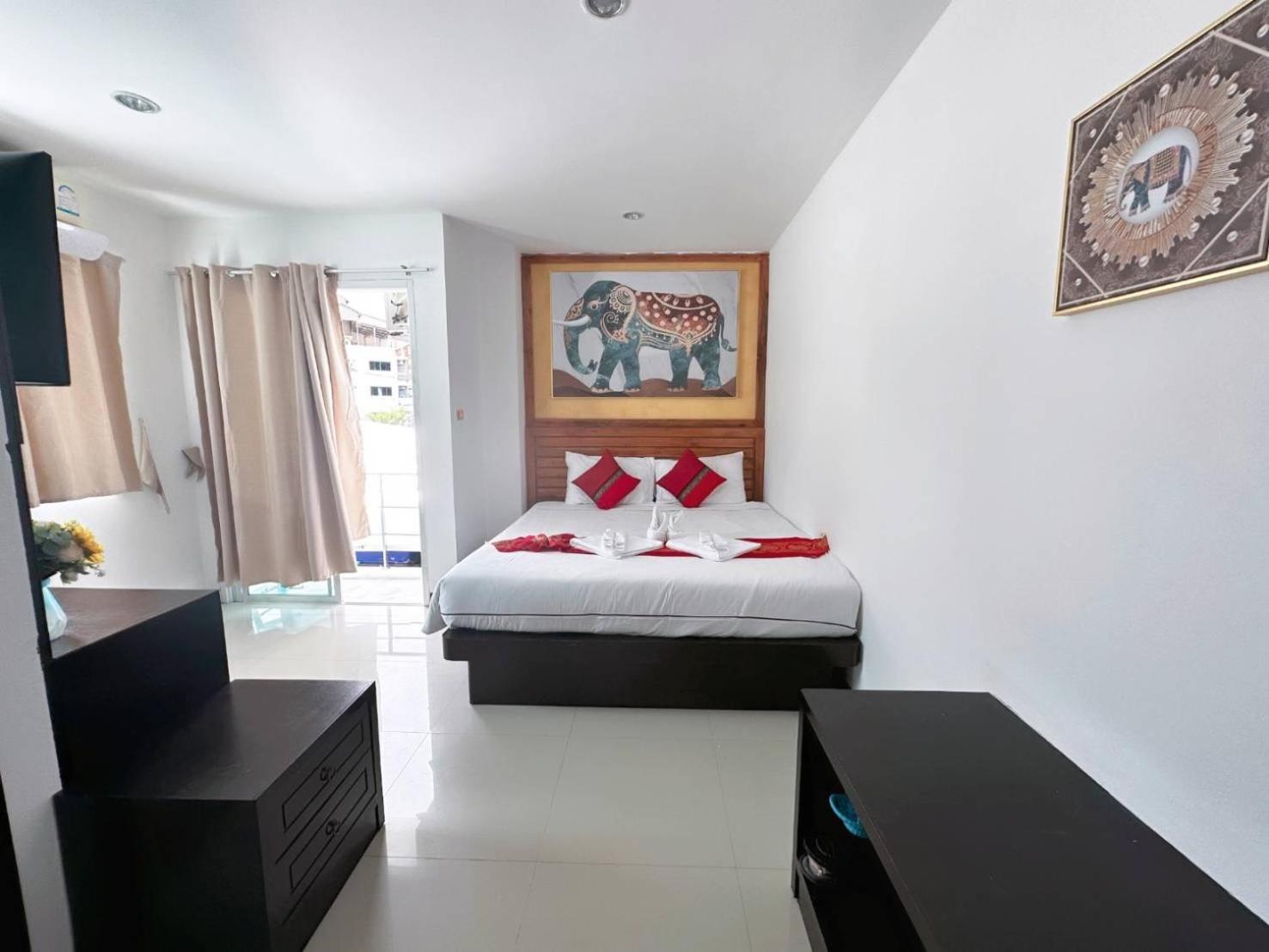 Abby'S House Hotel Patong Exterior foto