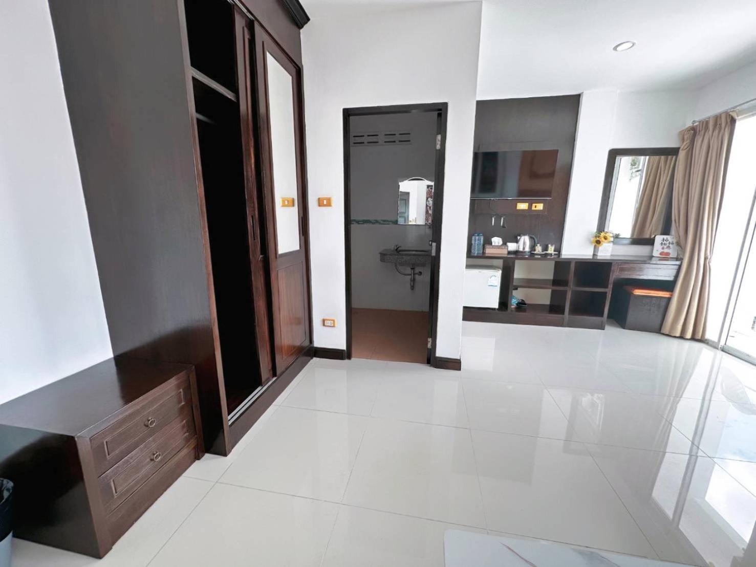Abby'S House Hotel Patong Exterior foto