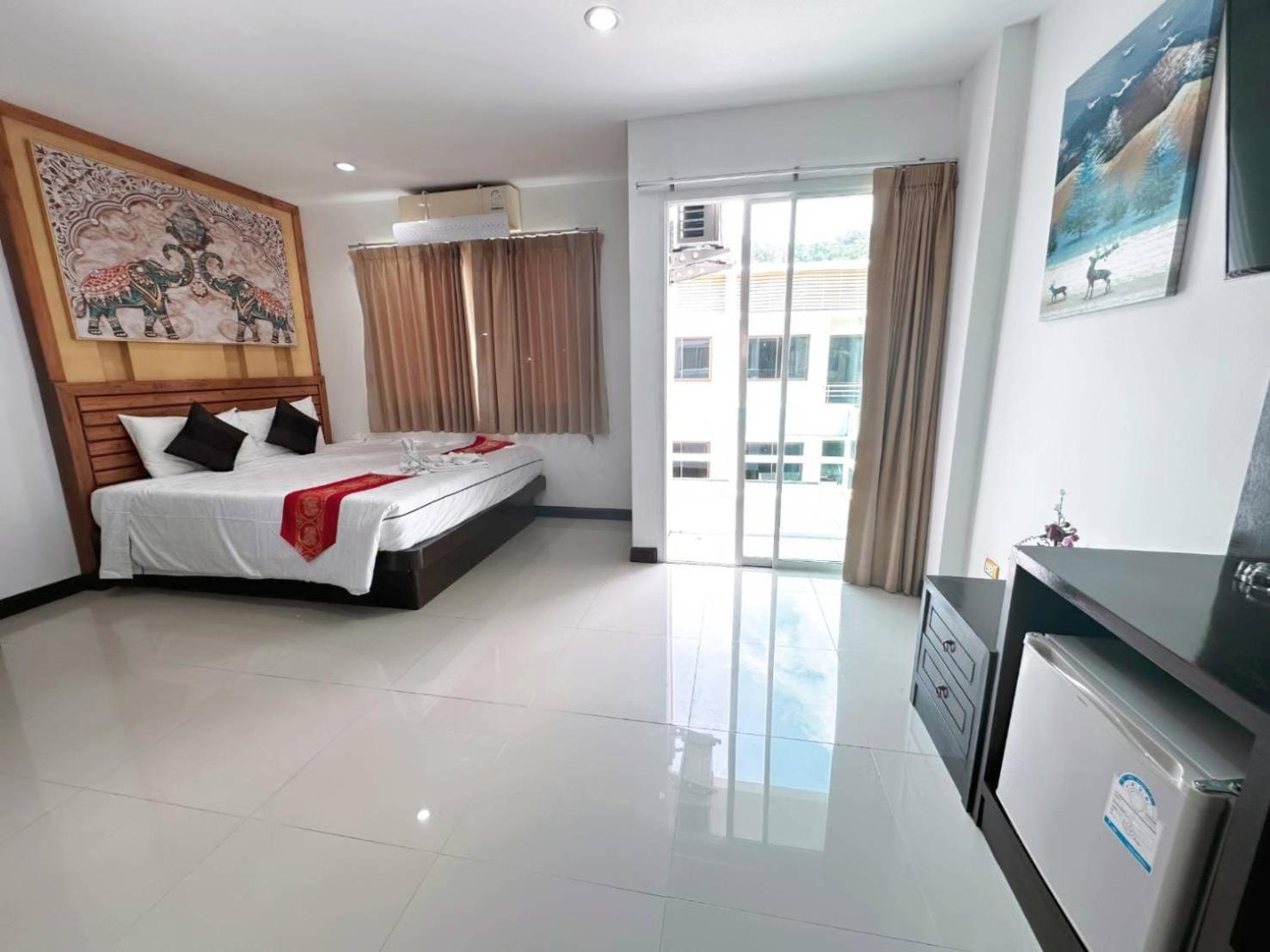 Abby'S House Hotel Patong Exterior foto